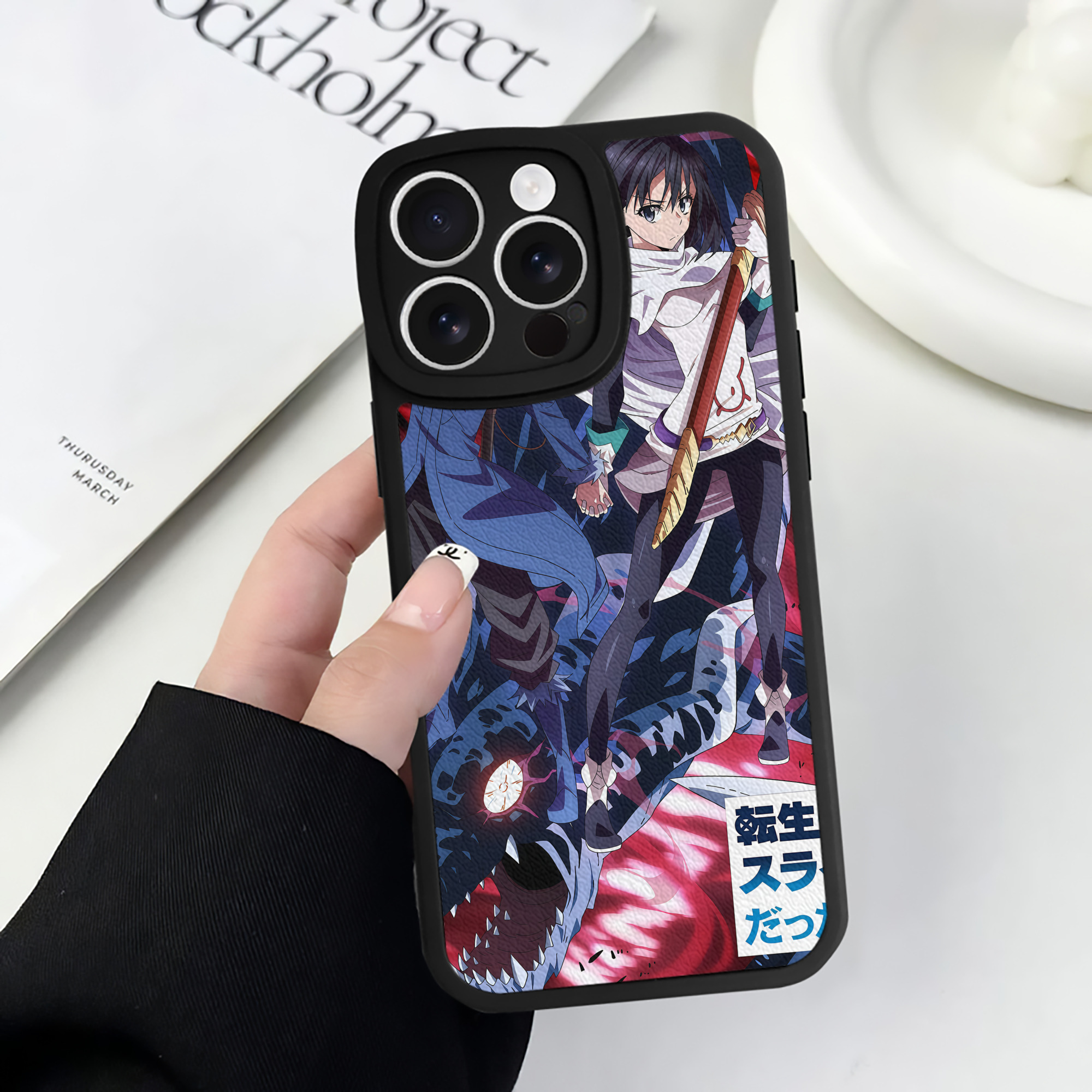 （画像用） 転スラ Regarding Reincarnated to Slime 【iPhone 16シリーズ対応】シリコンスマホケース（レザー調） 材質：シリコン